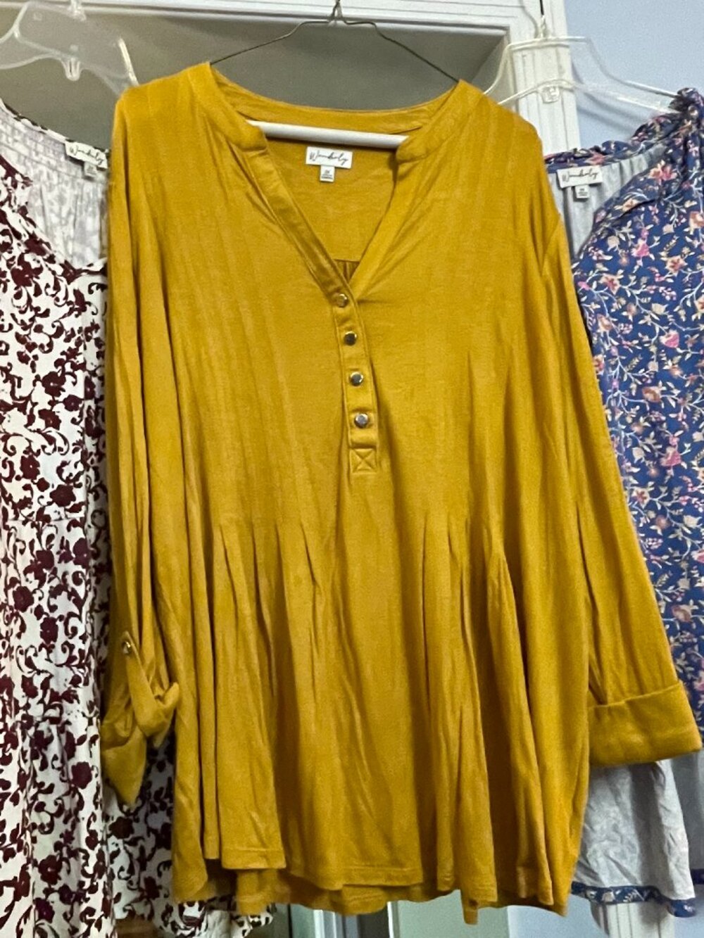 3 Wonderly womens tops